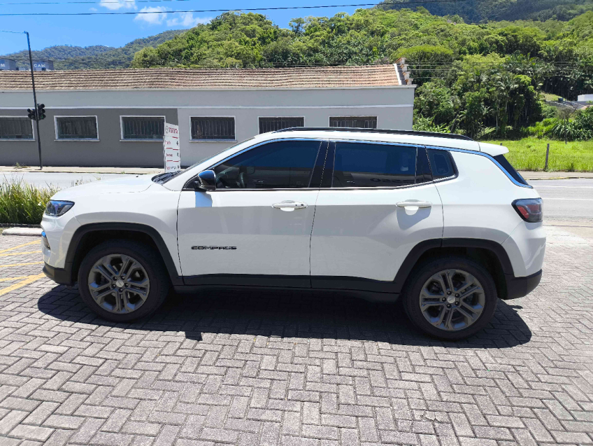 jeep compass 1.3 t270 turbo flex longitude at6 4p automatico 20233