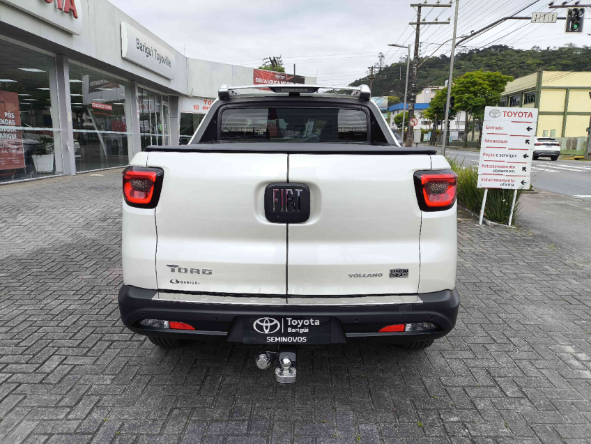 fiat toro 1.3 turbo 270 flex volcano at6 4p automatico 20235