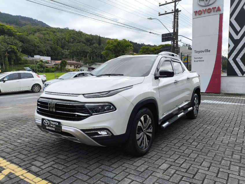 fiat toro 1.3 turbo 270 flex volcano at6 4p automatico 20232