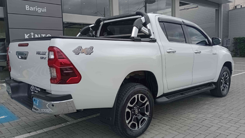 toyota hilux 2.8 d-4d turbo diesel cd srx 4x4 automatico 4p 20245