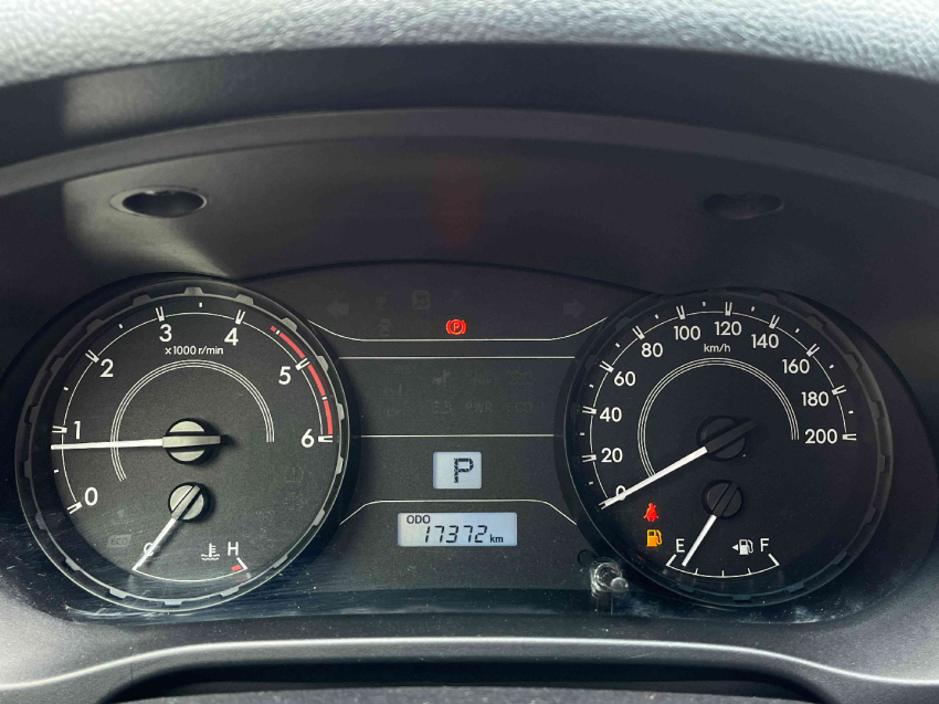 toyota hilux 2.8 d-4d turbo diesel cd power pack 4x4 automatico 4p 202413