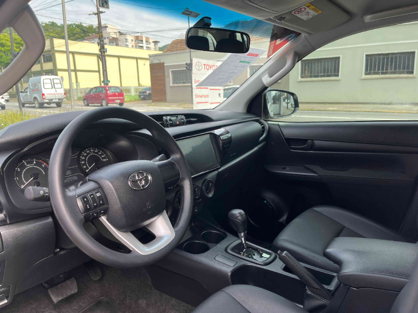 toyota hilux 2.8 d-4d turbo diesel cd power pack 4x4 automatico 4p 20248