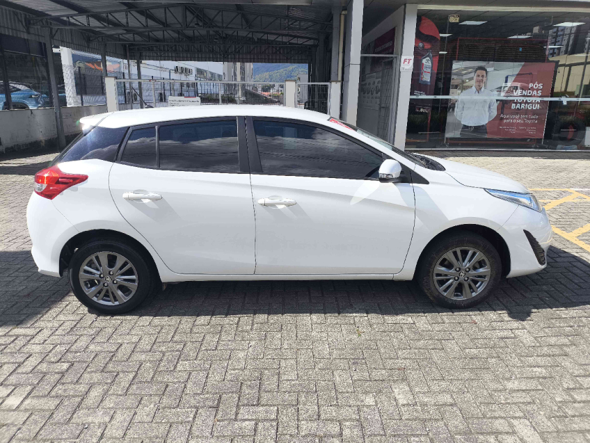toyota yaris 1.5 16v flex sedan xl plus connect multidrive 4p automatico 20227