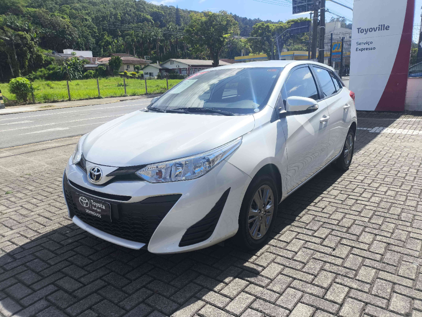 toyota yaris 1.5 16v flex sedan xl plus connect multidrive 4p automatico 20222