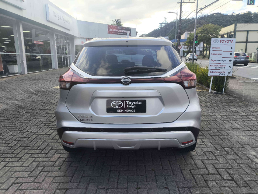 nissan kicks 1.6 16v flexstart exclusive xtronic flex 4p automatico 20235