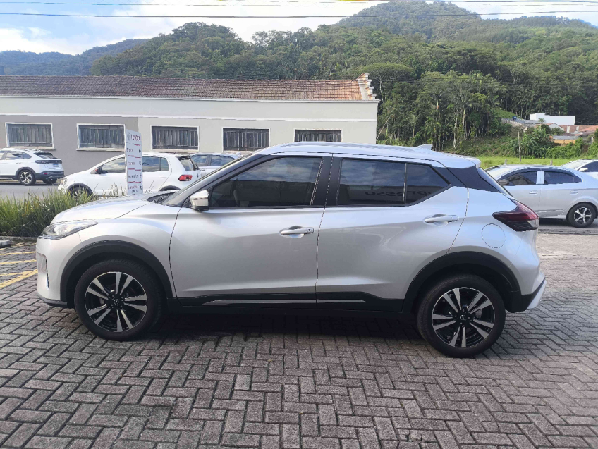 nissan kicks 1.6 16v flexstart exclusive xtronic flex 4p automatico 20233