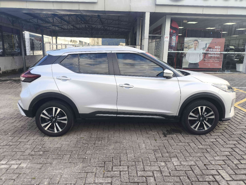 nissan kicks 1.6 16v flexstart exclusive xtronic flex 4p automatico 20237