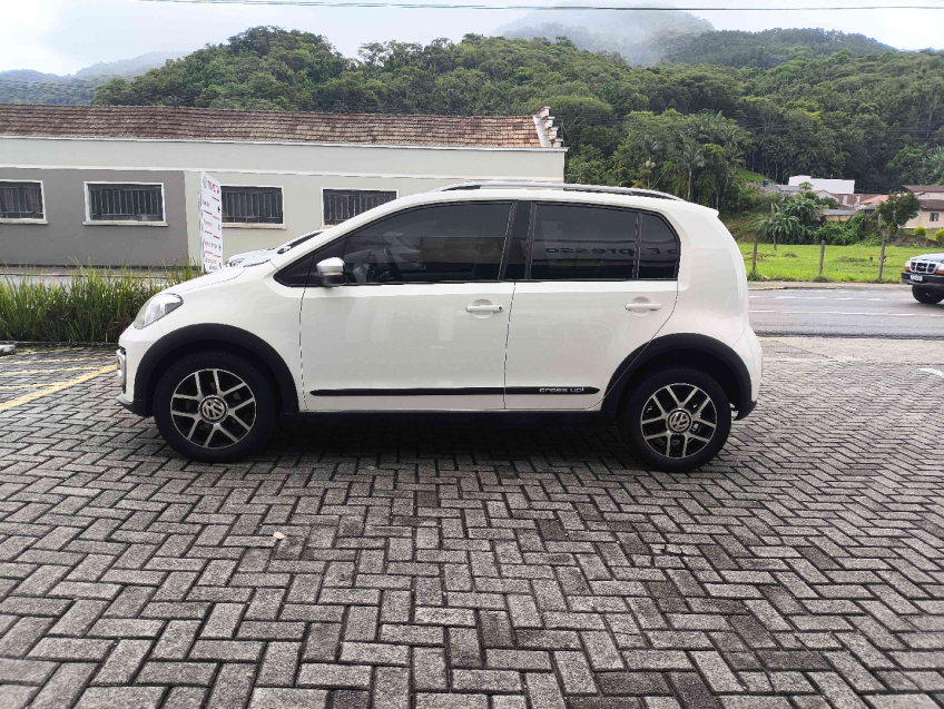 volkswagen up! cross 1.0 tsi3