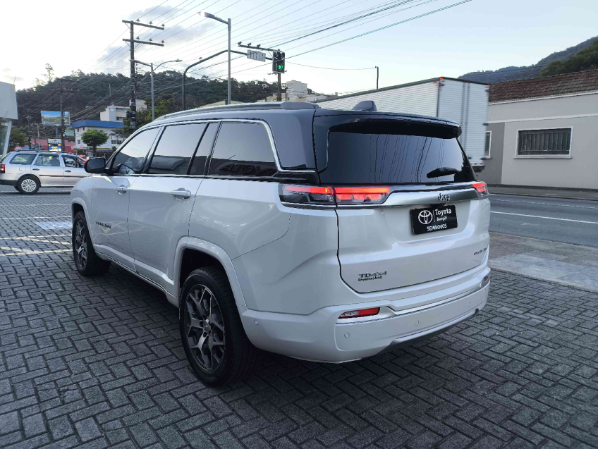 jeep commander 2.0 td380 turbo diesel overland at9 4p automatico 20234