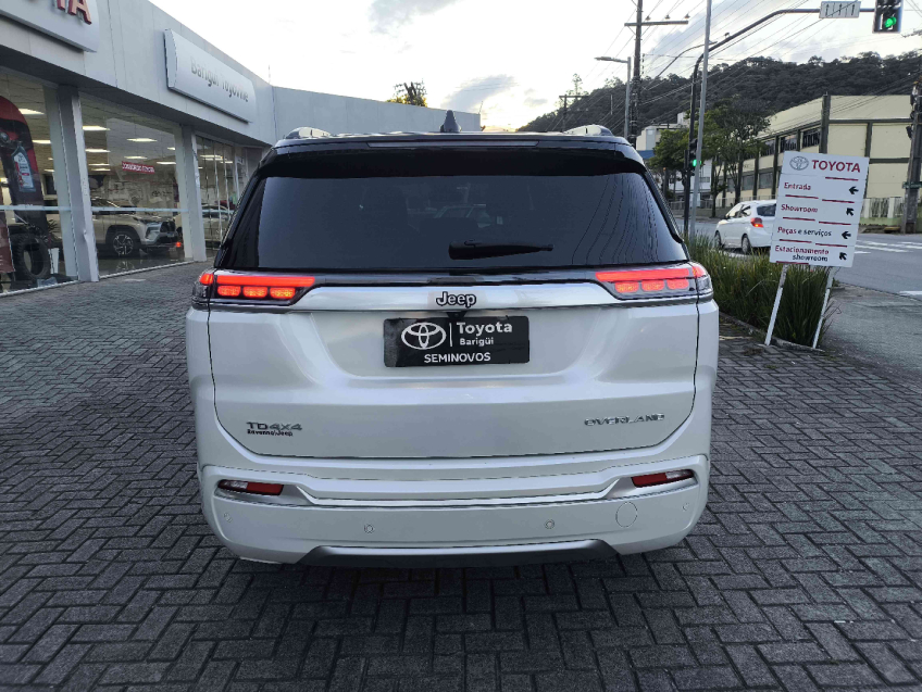 jeep commander 2.0 td380 turbo diesel overland at9 4p automatico 20235