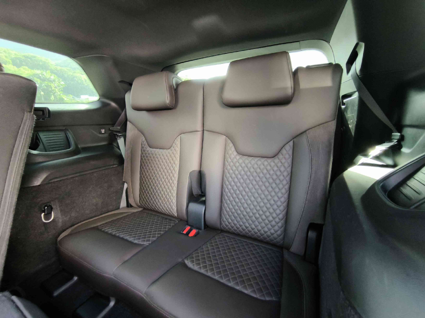 jeep commander 2.0 td380 turbo diesel overland at9 4p automatico 202318