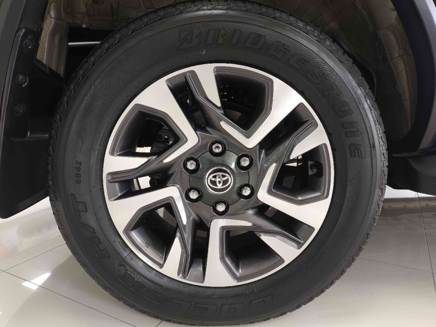 toyota hilux sw4 2.8 d-4d turbo diesel diamond 7l 4x4 automatico 4p 20248