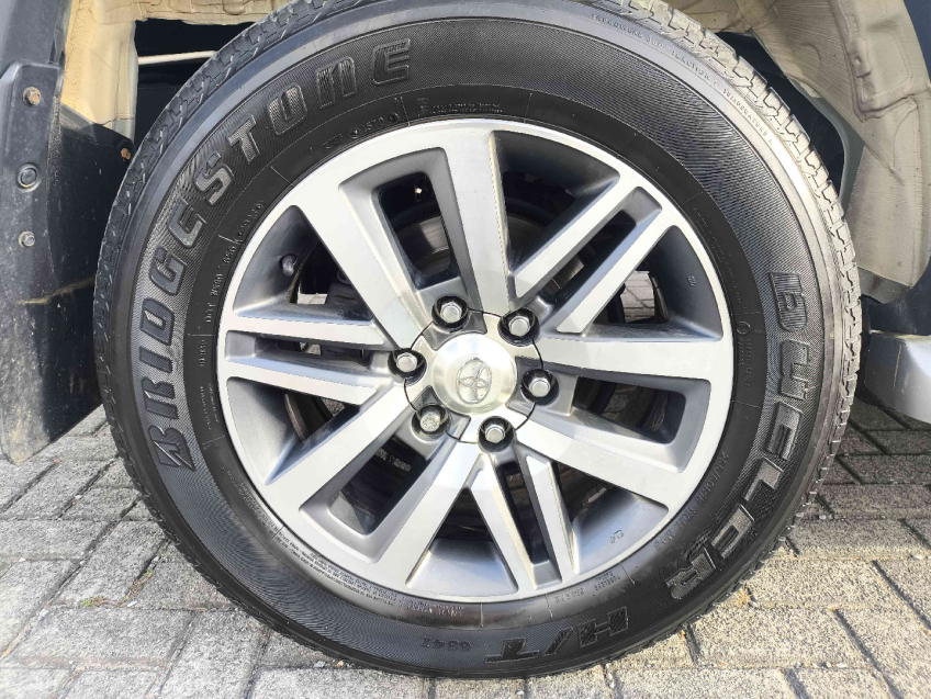 toyota hilux sw4 2.8 srx 4x4 16v turbo intercooler diesel 4p automatico 20208