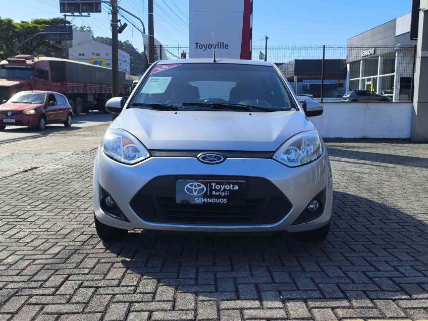 ford fiesta 1.6 rocam se 8v flex 4p manual 20141