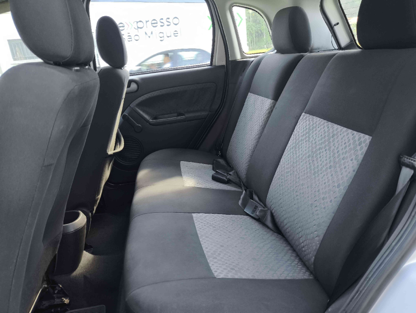 ford fiesta 1.6 rocam se 8v flex 4p manual 201411