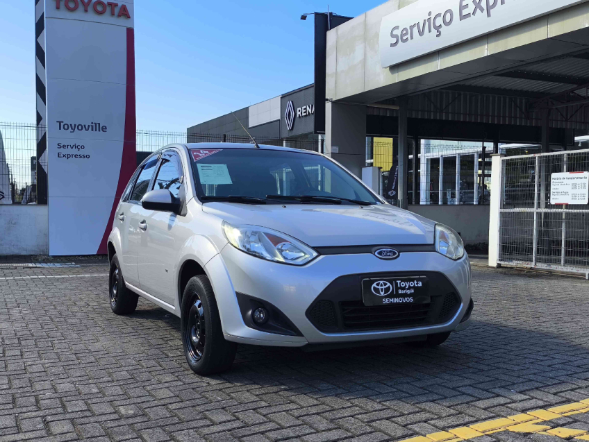 ford fiesta 1.6 rocam se 8v flex 4p manual 2014