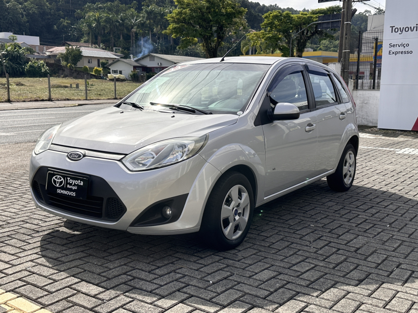 ford fiesta 1.6 rocam hatch 8v flex 4p manual 20142
