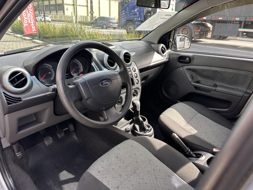 ford fiesta 1.6 rocam hatch 8v flex 4p manual 20149