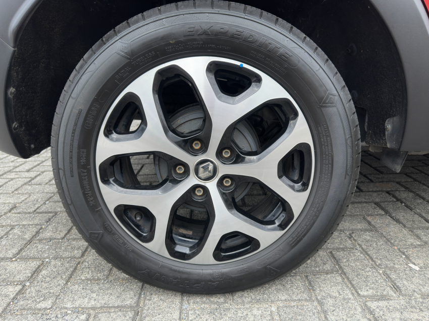 renault captur 1.6 16v sce flex intense x-tronic 4p automatico 20197