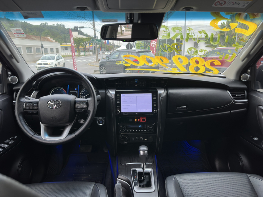 sw4 srx 7l diesel 2023 - abaixo da fipe unico dono todas as revisoes na concessionaria9