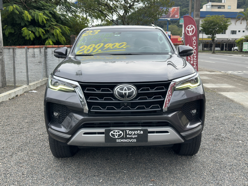 sw4 srx 7l diesel 2023 - abaixo da fipe unico dono todas as revisoes na concessionaria6