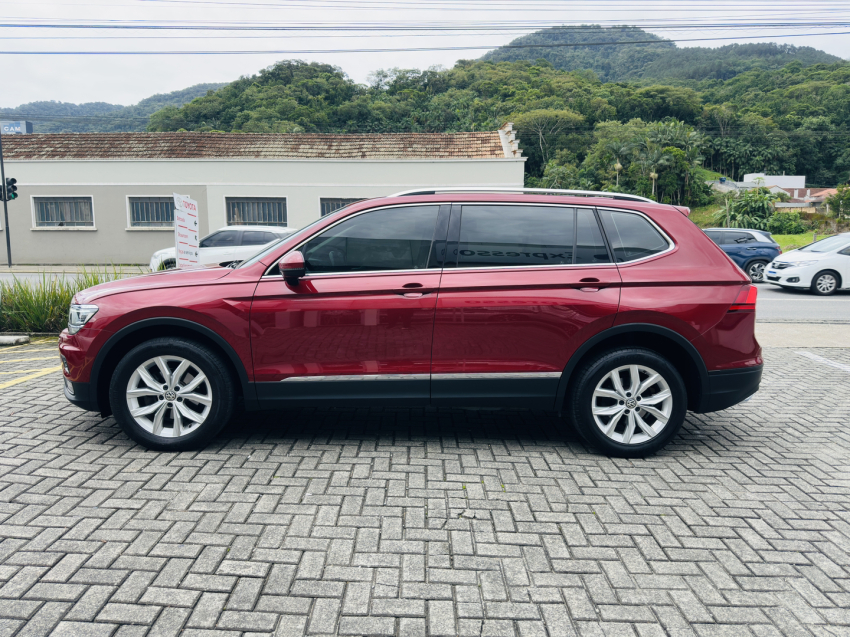 volkswagen tiguan 1.4 250 tsi total flex allspace comfortline tiptronic 4p automatico 20181