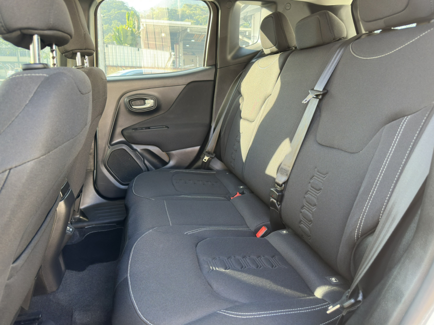 jeep renegade 1.3 t270 turbo flex sport at6 4p automatico 202313