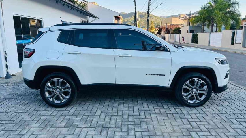 jeep compass 1.3 t270 turbo flex longitude at6 4p automatico 20237