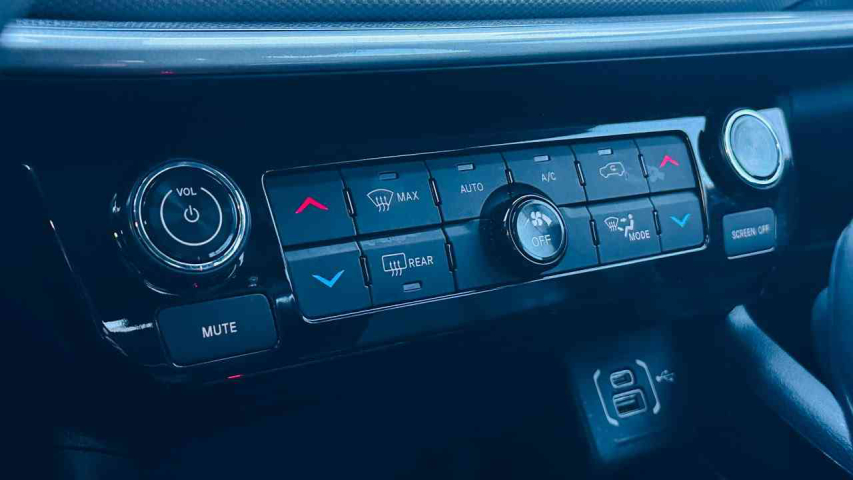 jeep compass 1.3 t270 turbo flex longitude at6 4p automatico 202315