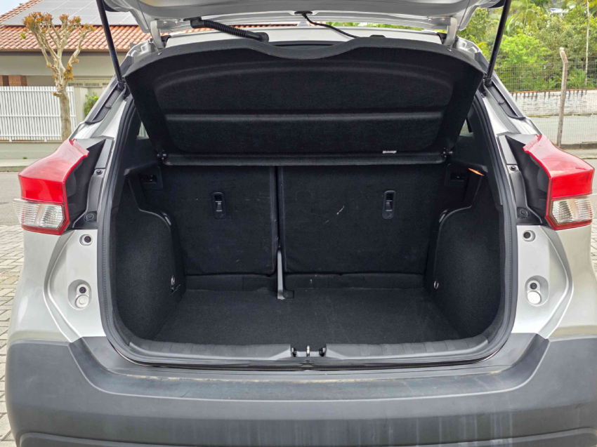 nissan kicks 1.6 16v flexstart s 4p xtronic flex automatico 20217