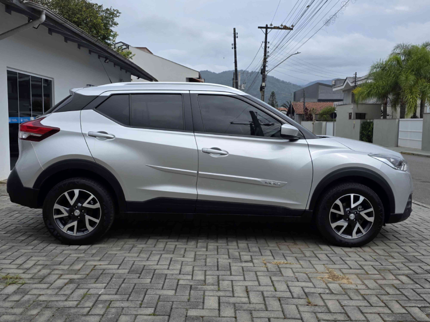 nissan kicks 1.6 16v flexstart s 4p xtronic flex automatico 20213