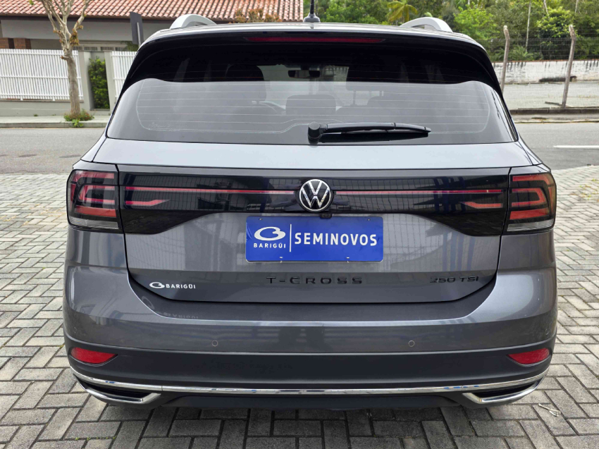 volkswagen t-cross 1.4 250 tsi total flex highline automatico 4p 20247