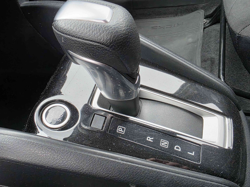 nissan kicks 1.6 16v flexstart sv 4p xtronic flex automatico 201914