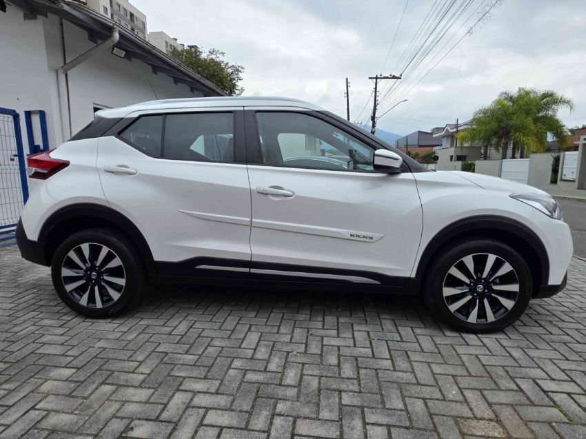 nissan kicks 1.6 16v flexstart sv 4p xtronic flex automatico 20193