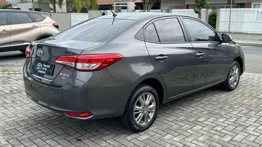toyota yaris 1.5 16v flex sedan xl plus connect multidrive 4p automatico 20226