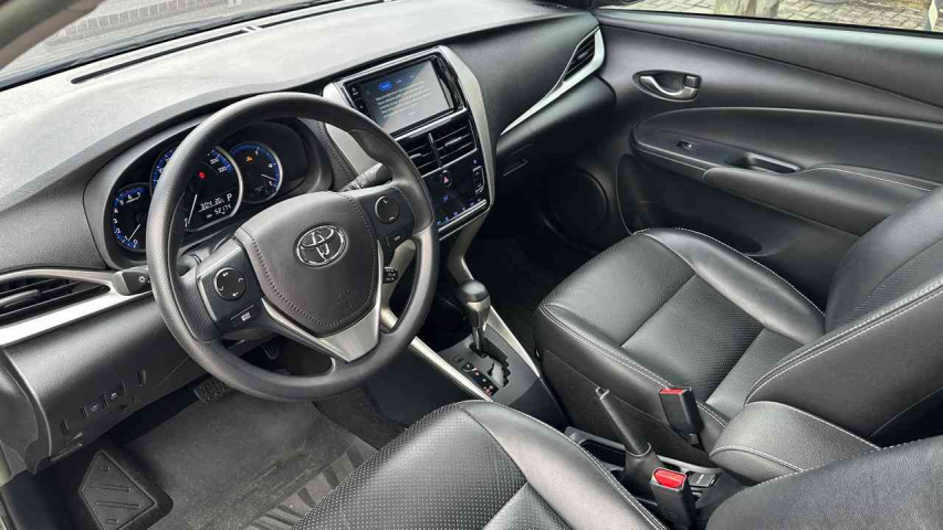 toyota yaris 1.5 16v flex sedan xl plus connect multidrive 4p automatico 202214