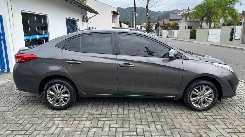 toyota yaris 1.5 16v flex sedan xl plus connect multidrive 4p automatico 20227