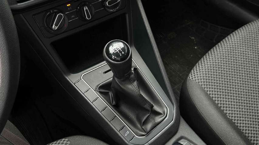 volkswagen polo 1.6 msi total flex manual 4p 202017