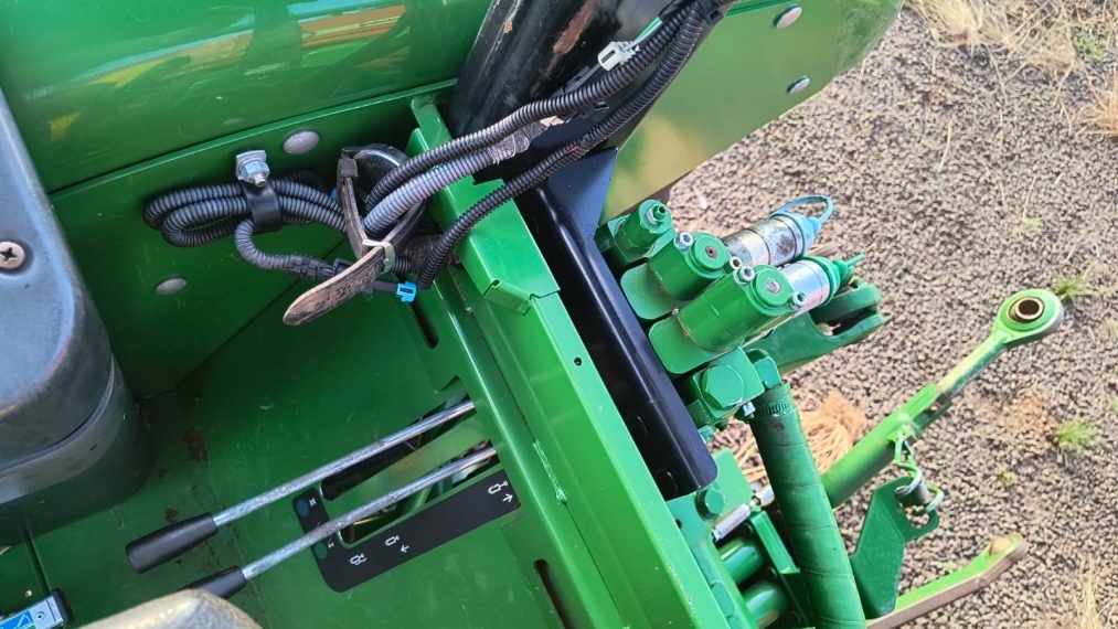 john deere 6110e