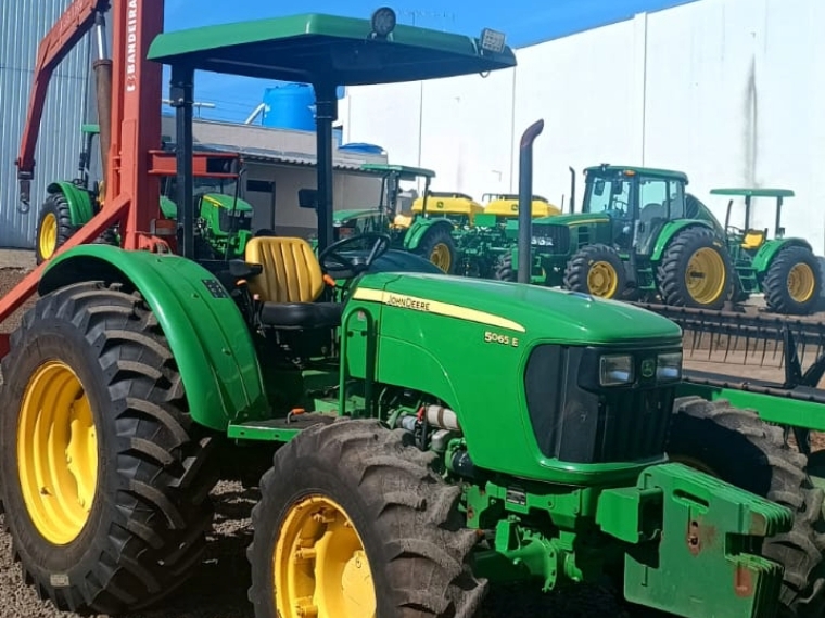 john deere 5065e