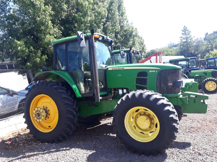 john deere 6145j