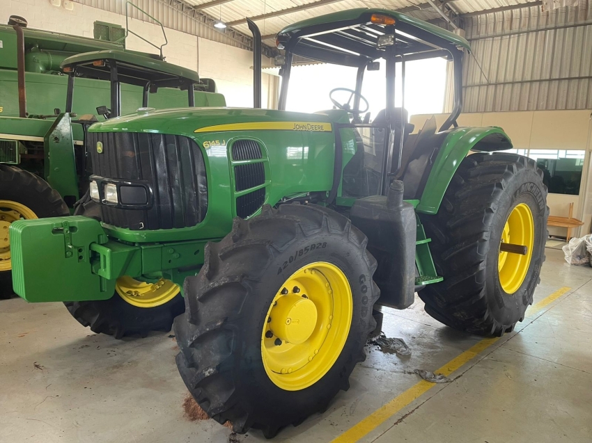 john deere 6145j