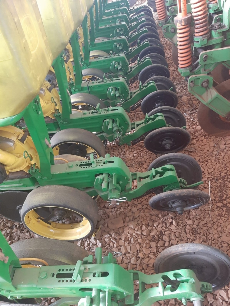 john deere pl 1111