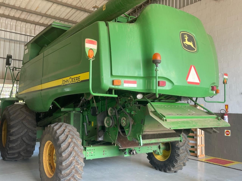 colheitadeira sts 94704