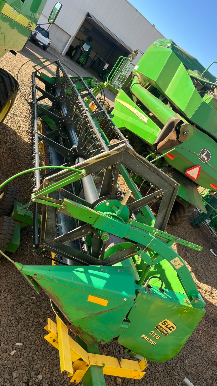 colheitadeira 1175 + plataforma 3168