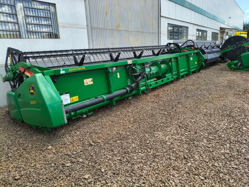 s440 4x4  + plataforma de corte 25 pes