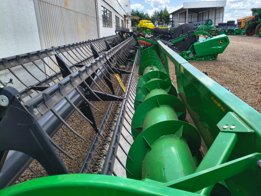 s440 4x4  + plataforma de corte 25 pes1