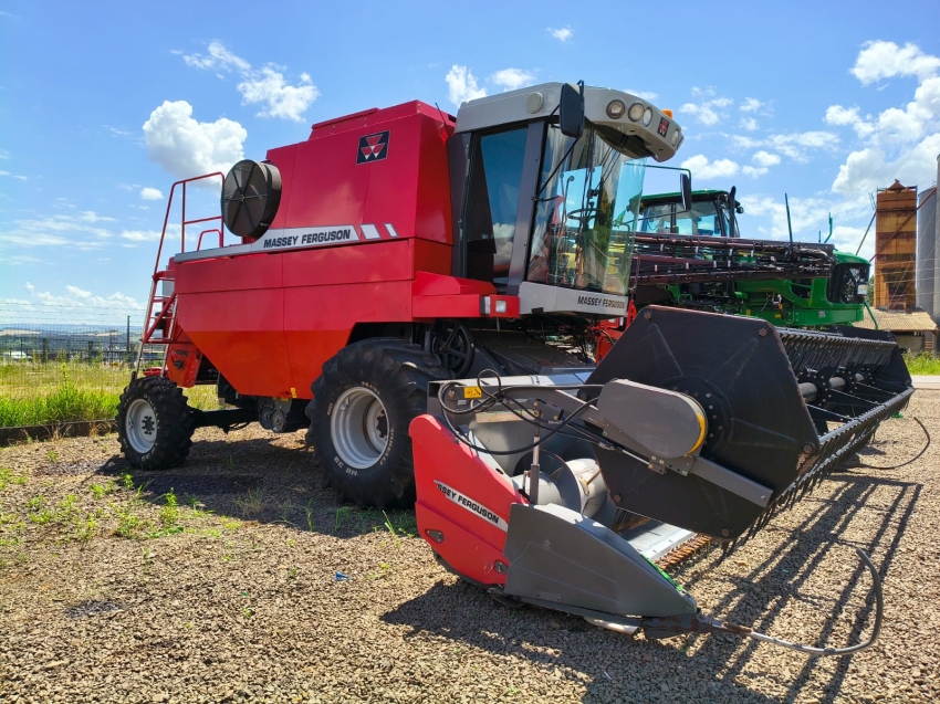 colheitadeira mf sr32 4x41