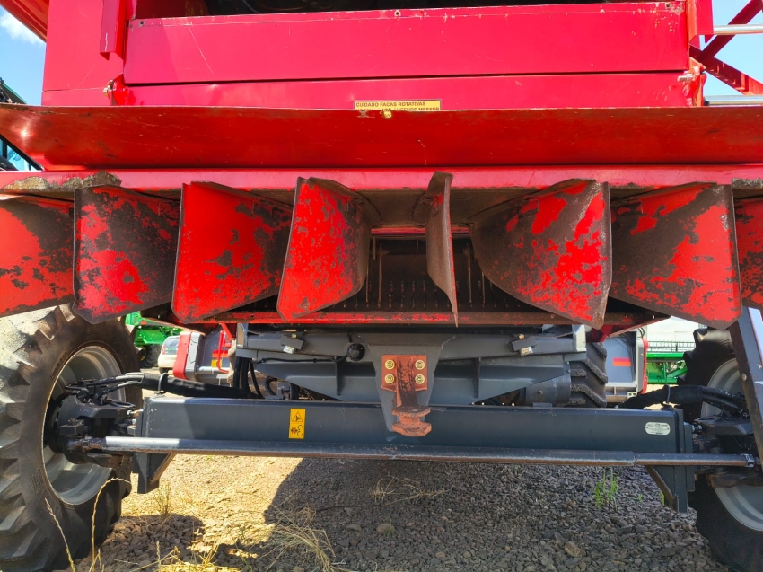 colheitadeira mf sr32 4x44