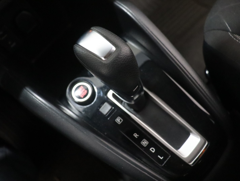 nissan kicks 1.6 16v flexstart sv 4p xtronic